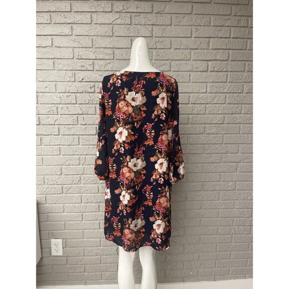 Lulu’s Floral Split Sleeve Mini Dress Size M - Picture 3 of 10